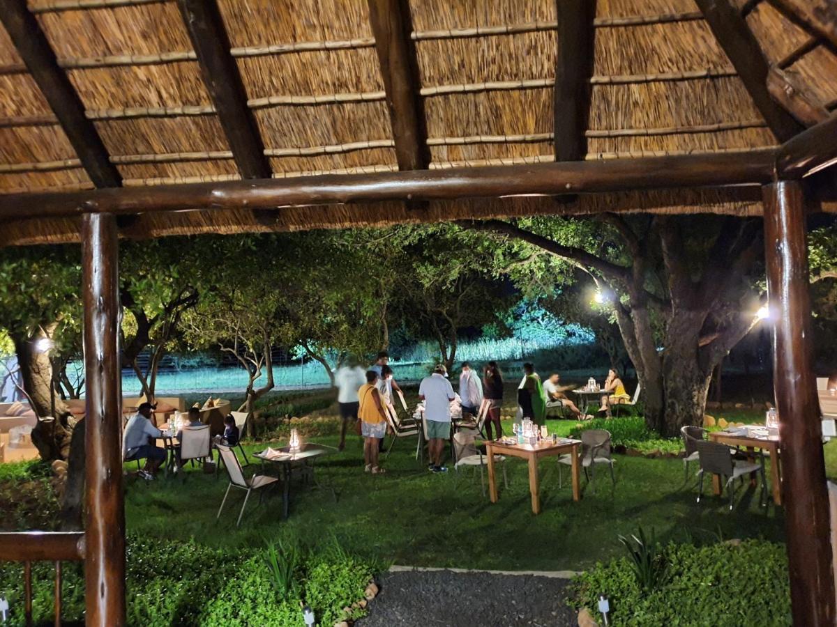 Golden Impalas Bush Resort Хаманскраал Екстериор снимка