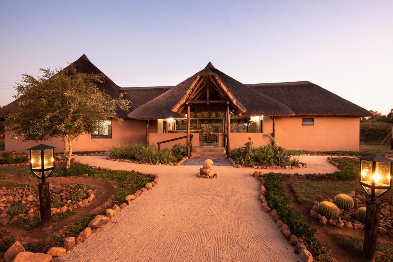 Golden Impalas Bush Resort Хаманскраал Екстериор снимка