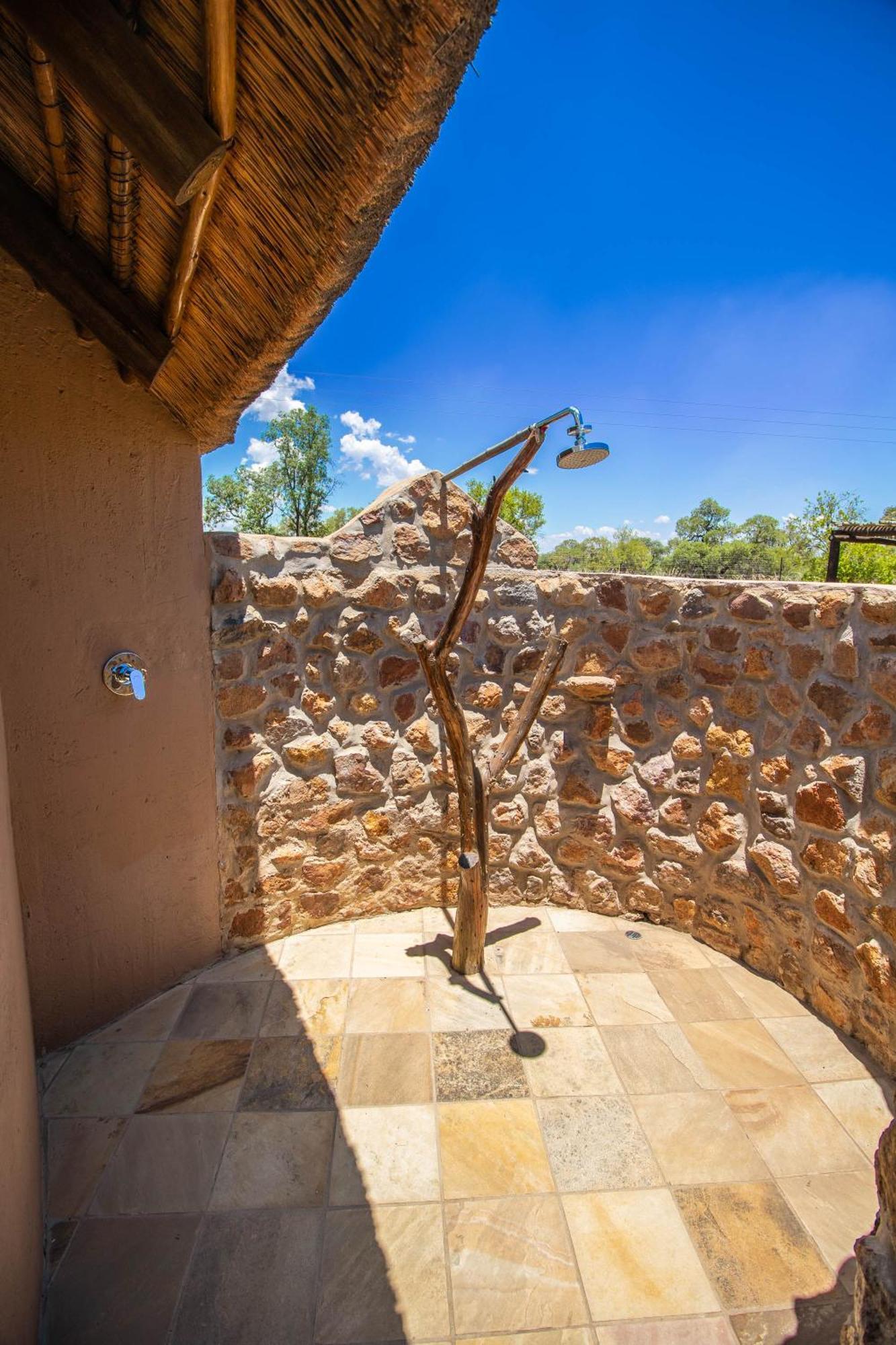 Golden Impalas Bush Resort Хаманскраал Екстериор снимка