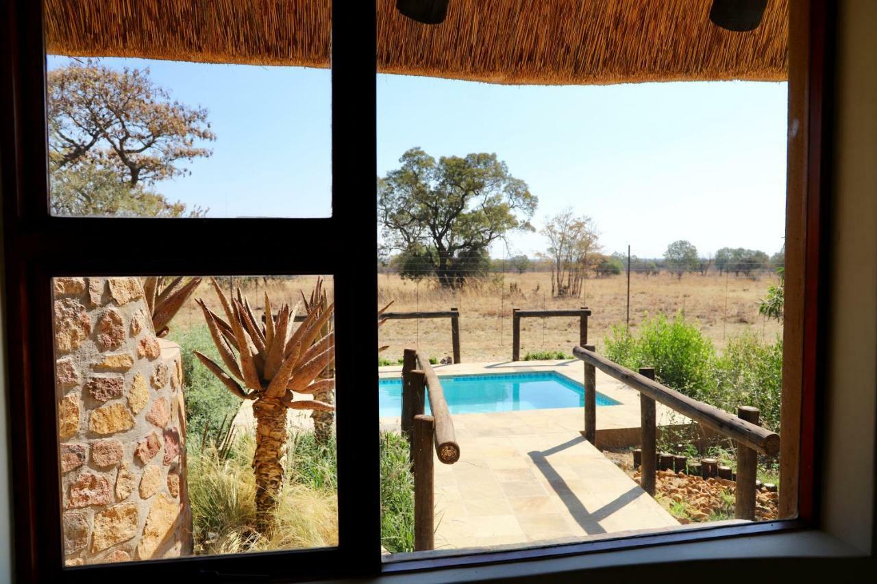 Golden Impalas Bush Resort Хаманскраал Екстериор снимка