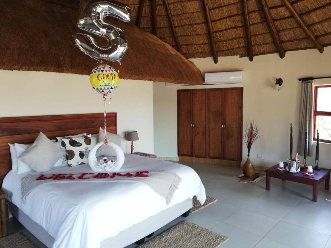 Golden Impalas Bush Resort Хаманскраал Екстериор снимка
